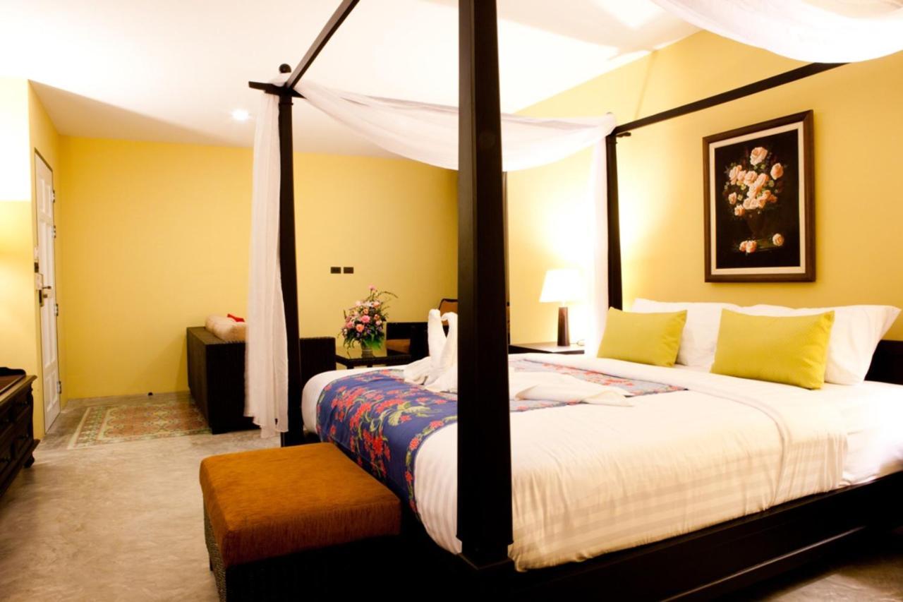 Baan Phuanda Phuket Otel Dış mekan fotoğraf