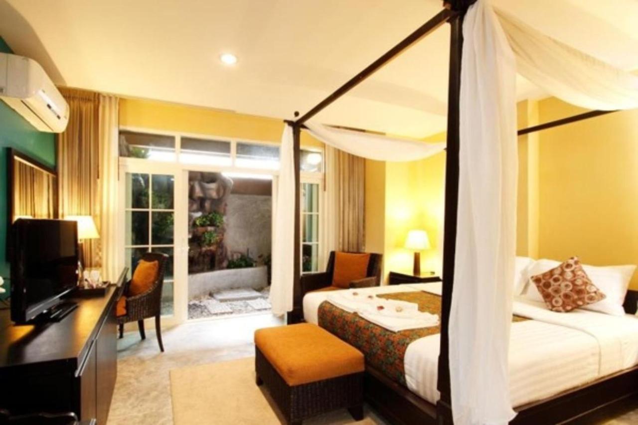 Baan Phuanda Phuket Otel Dış mekan fotoğraf