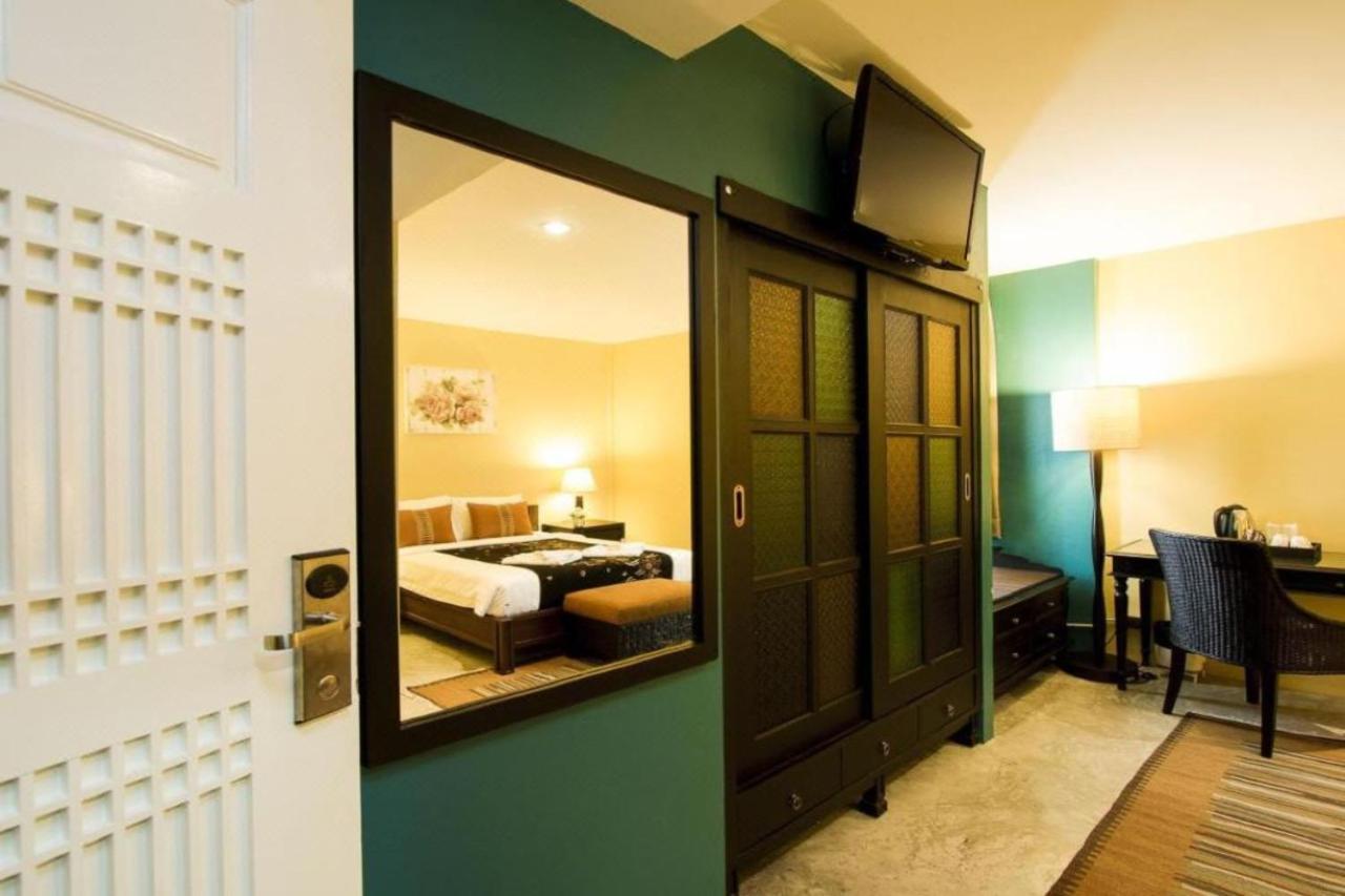 Baan Phuanda Phuket Otel Dış mekan fotoğraf