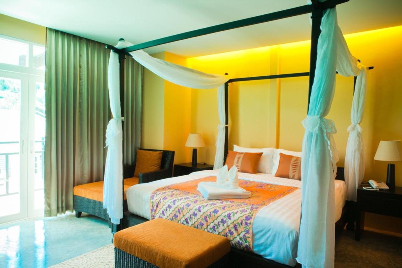 Baan Phuanda Phuket Otel Dış mekan fotoğraf