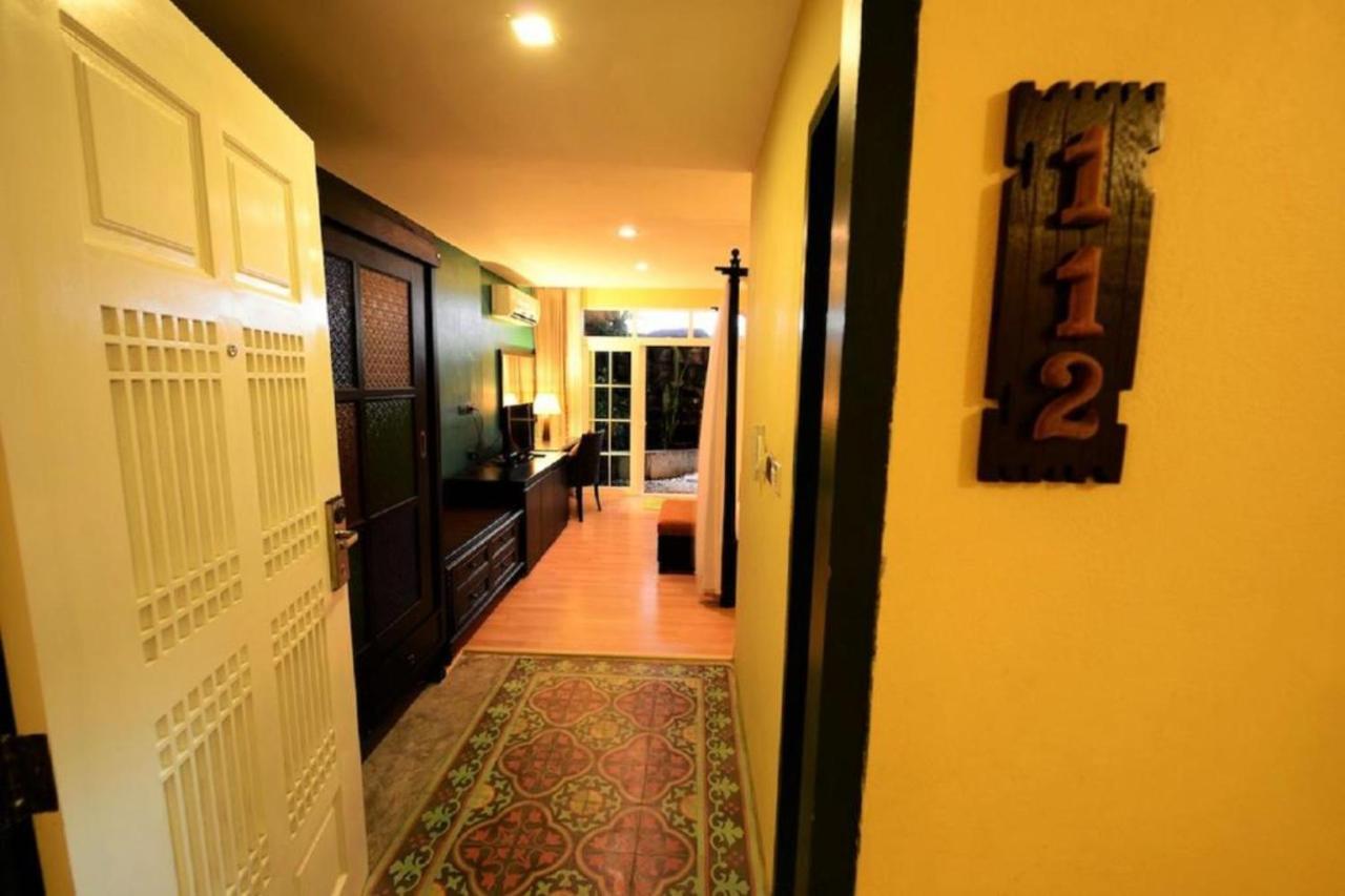 Baan Phuanda Phuket Otel Dış mekan fotoğraf