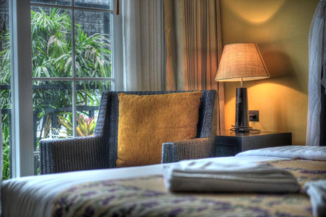 Baan Phuanda Phuket Otel Dış mekan fotoğraf
