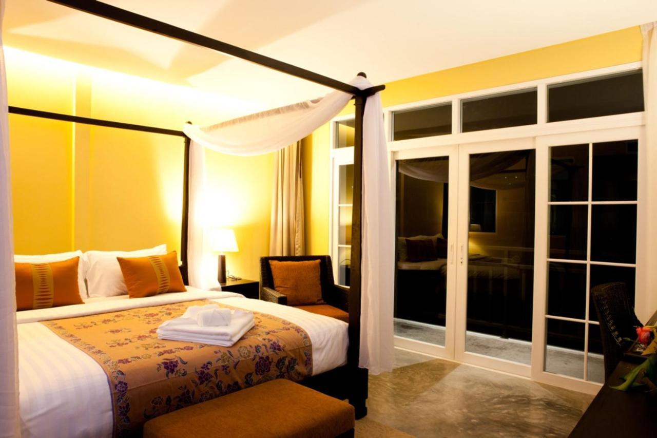 Baan Phuanda Phuket Otel Dış mekan fotoğraf