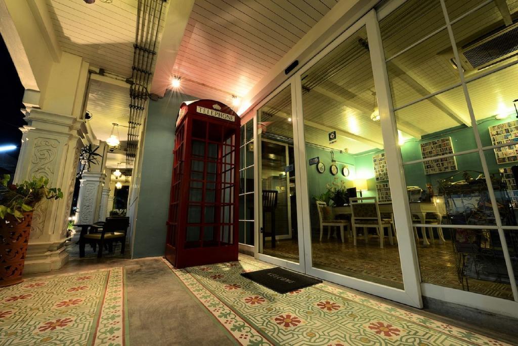 Baan Phuanda Phuket Otel Dış mekan fotoğraf